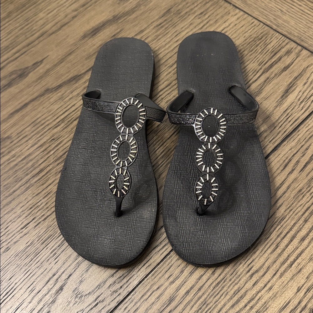 Sanuk